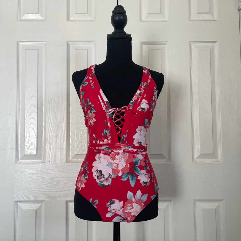 Kona Sol Red Roses Bathing Suit Size Small